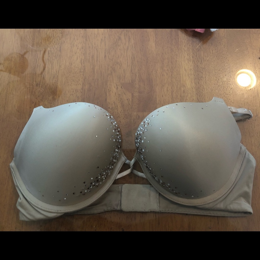 Victoria’s Secret Bombshell Bra